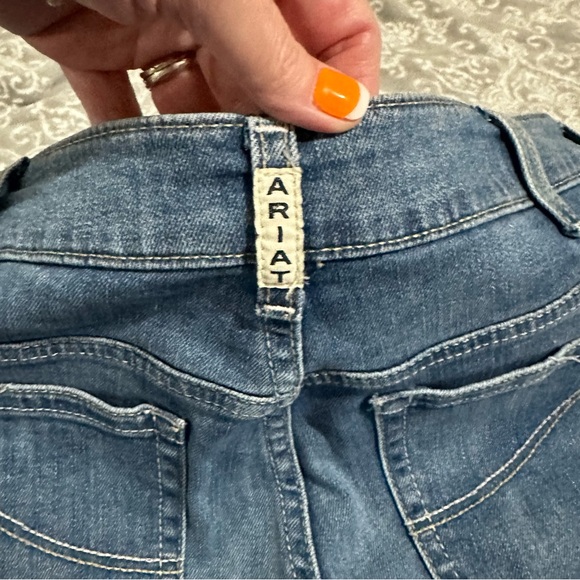 Women’s Ariat Jeans 31Long sz 12 35 Inch Inseam High Rise Straight Leg Style - Picture 3 of 7